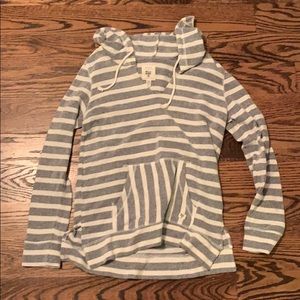 Billabong sweater